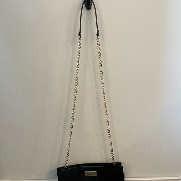 Victoria Secret Bag w/chain strap - Picture 2 of 3